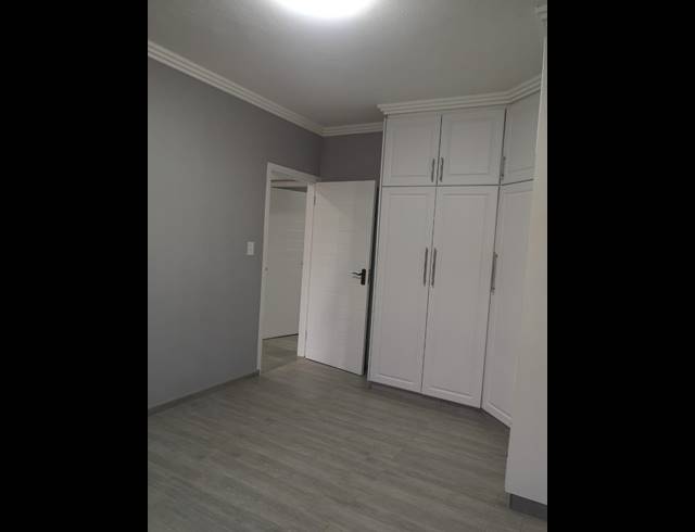 2 BEDROOM FLAT RENTED IN SYDENHAM